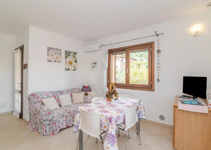 Casa Lucia San Teodoro 1