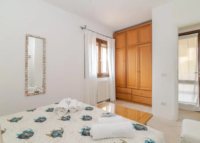 Casa Lucia San Teodoro 1 Apartman *